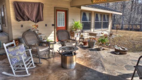 6496 N Us Highway 83 Leakey TX 78873