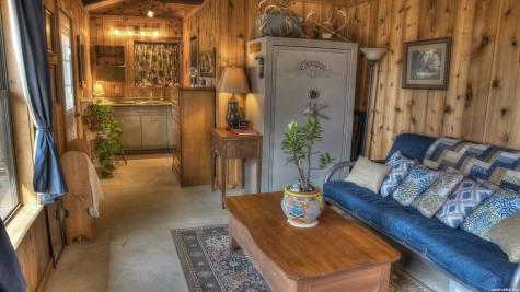 6496 N Us Highway 83 Leakey TX 78873