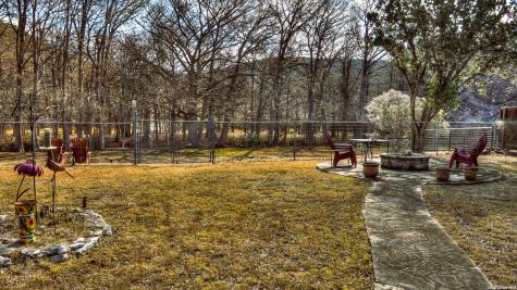 6496 N Us Highway 83 Leakey TX 78873