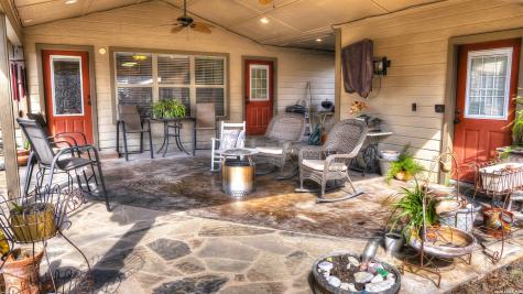 6496 N Us Highway 83 Leakey TX 78873