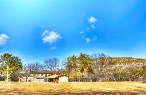 6496 N Us Highway 83 Leakey TX 78873