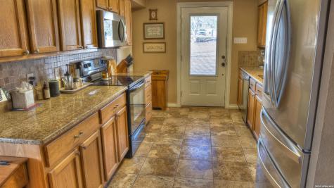 6496 N Us Highway 83 Leakey TX 78873