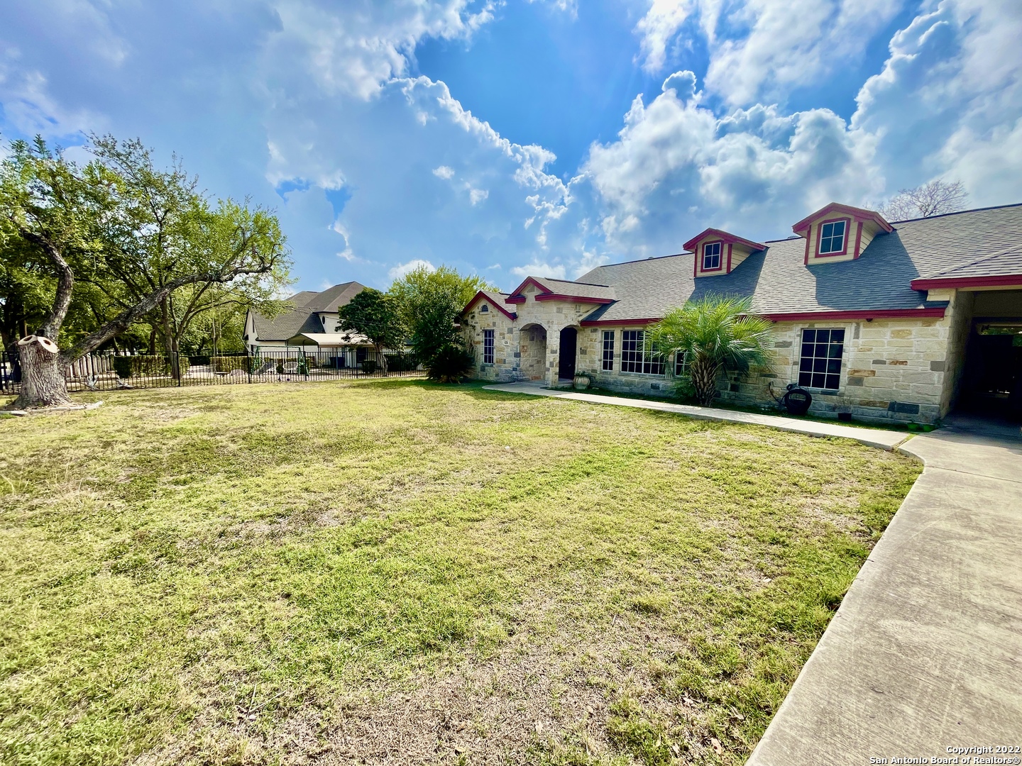 626 E Sunshine Drive San Antonio TX 78228