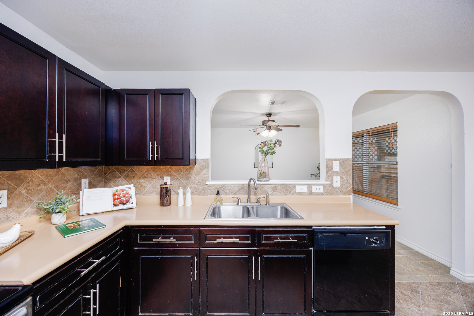 4318 Rogans Harbor San Antonio TX 78244