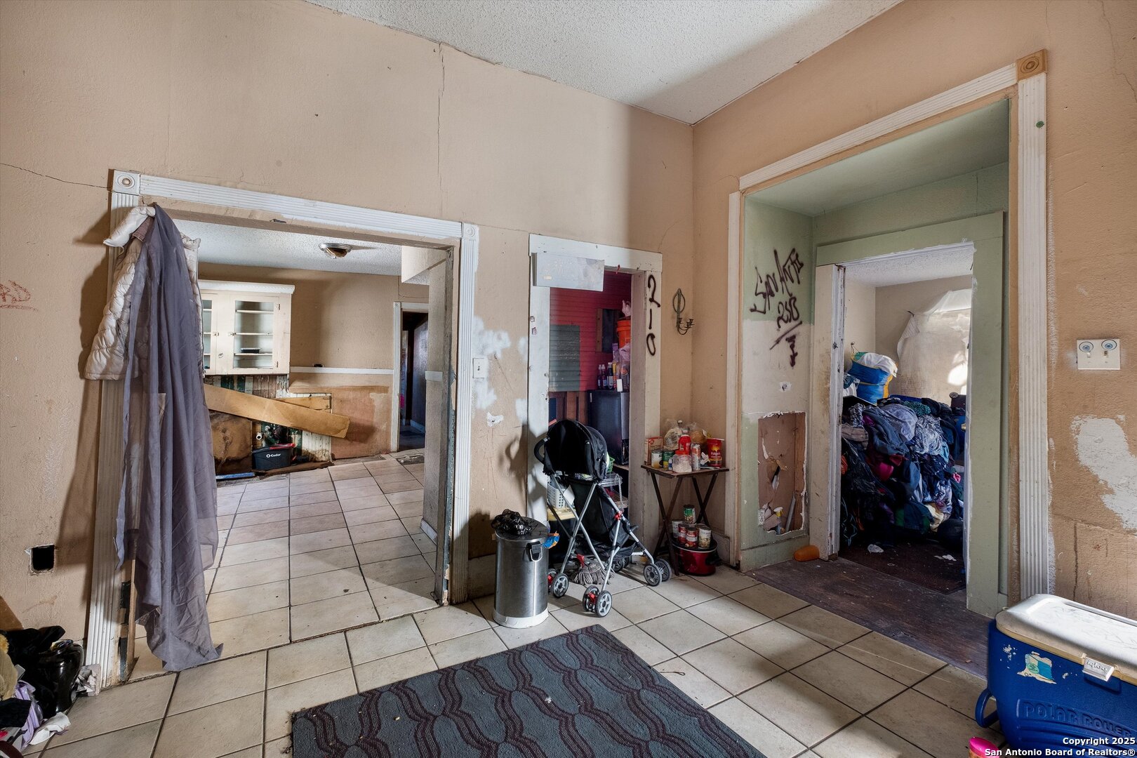 2925 W Commerce Street San Antonio TX 78207