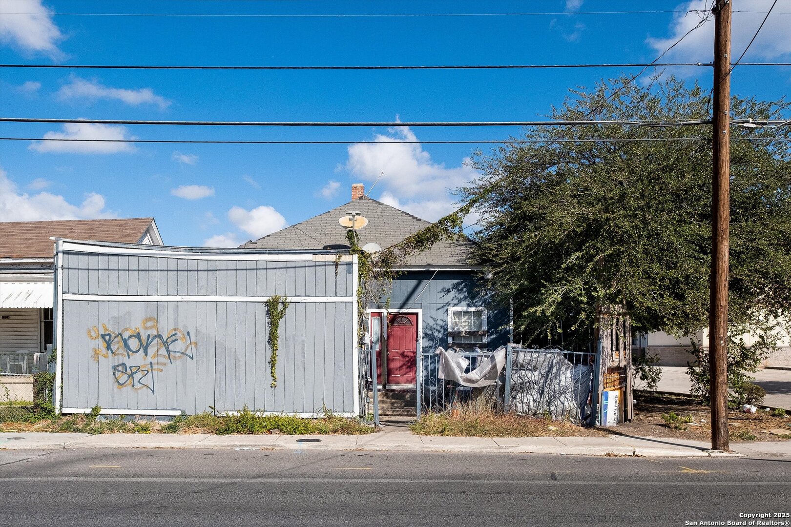 2925 W Commerce Street San Antonio TX 78207