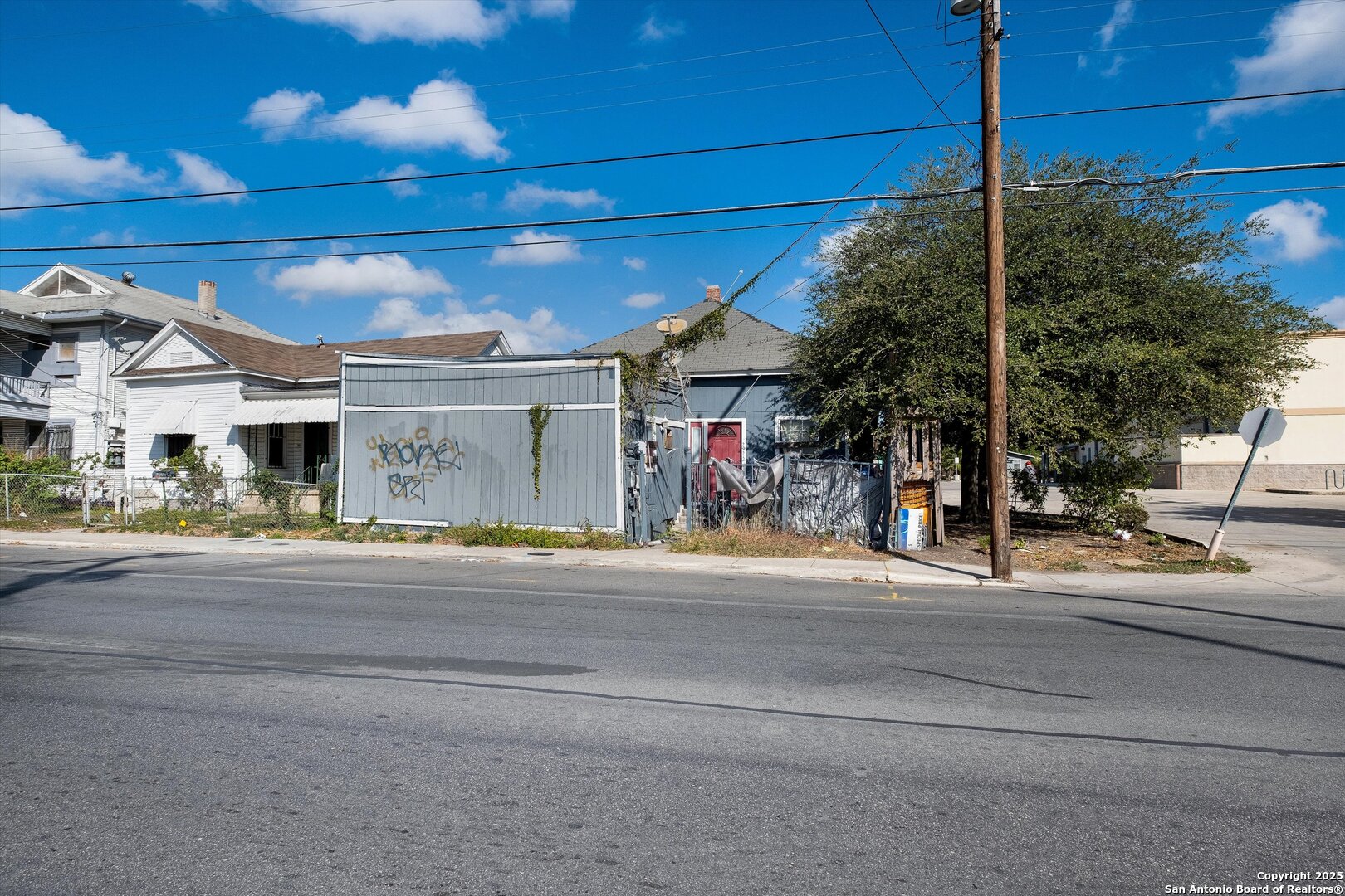 2925 W Commerce Street San Antonio TX 78207