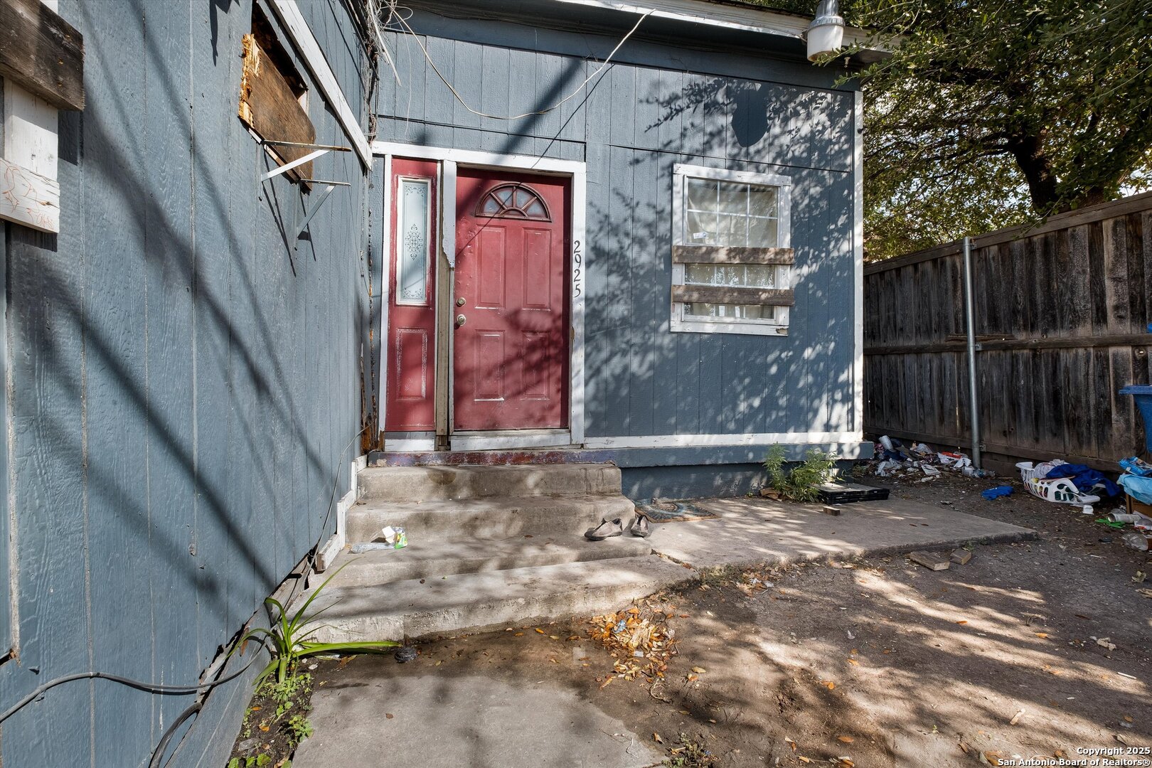 2925 W Commerce Street San Antonio TX 78207
