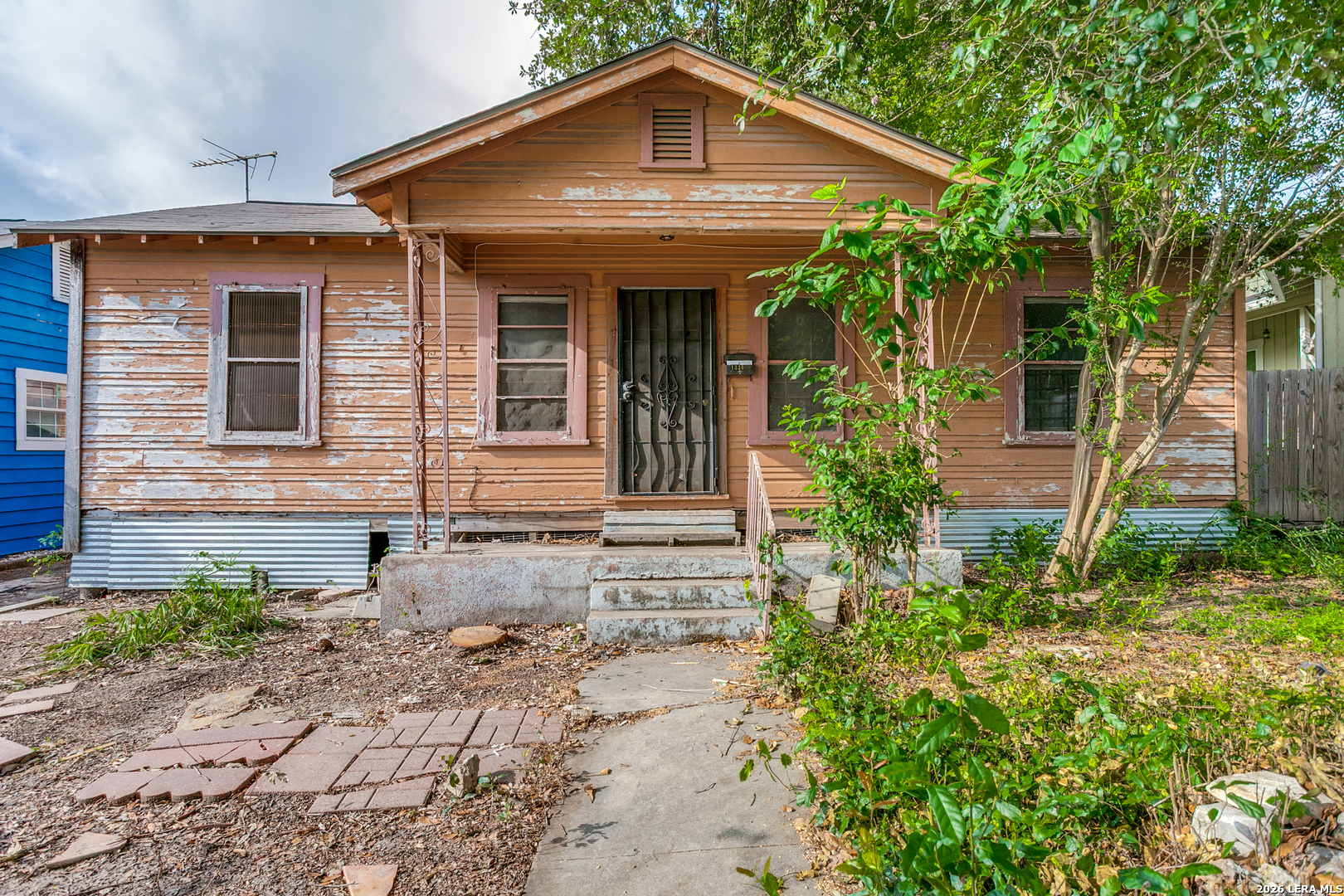 1330 W Rosewood Avenue San Antonio TX 78201
