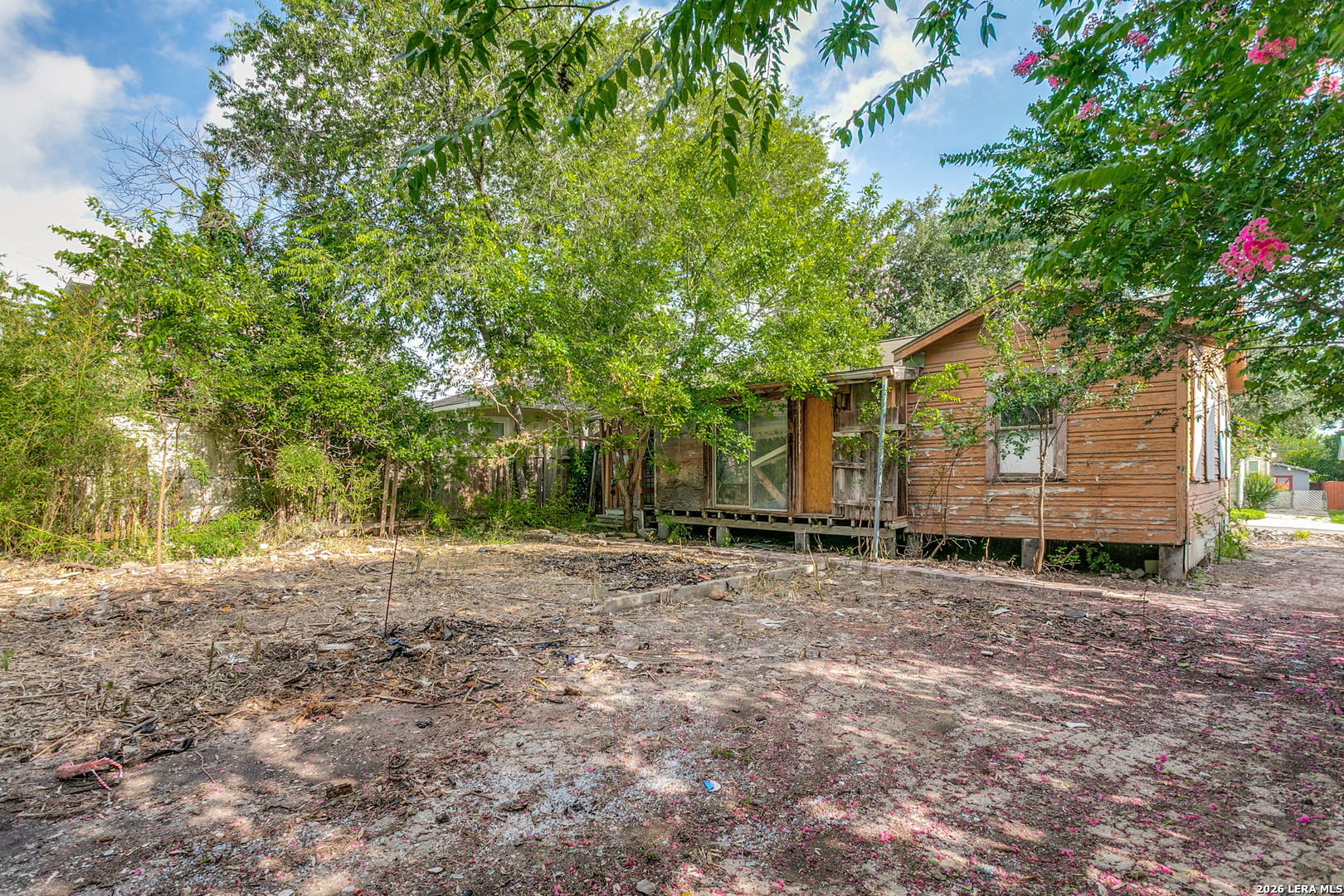 1330 W Rosewood Avenue San Antonio TX 78201