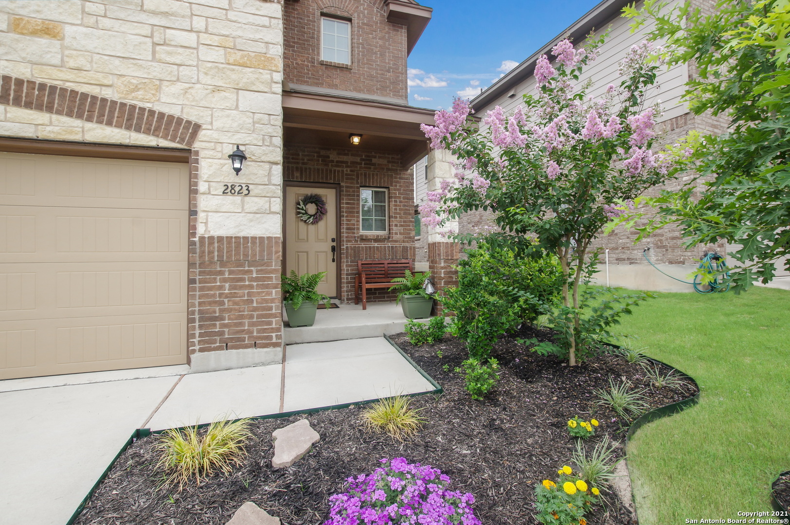 2823 High Castle San Antonio TX 78245