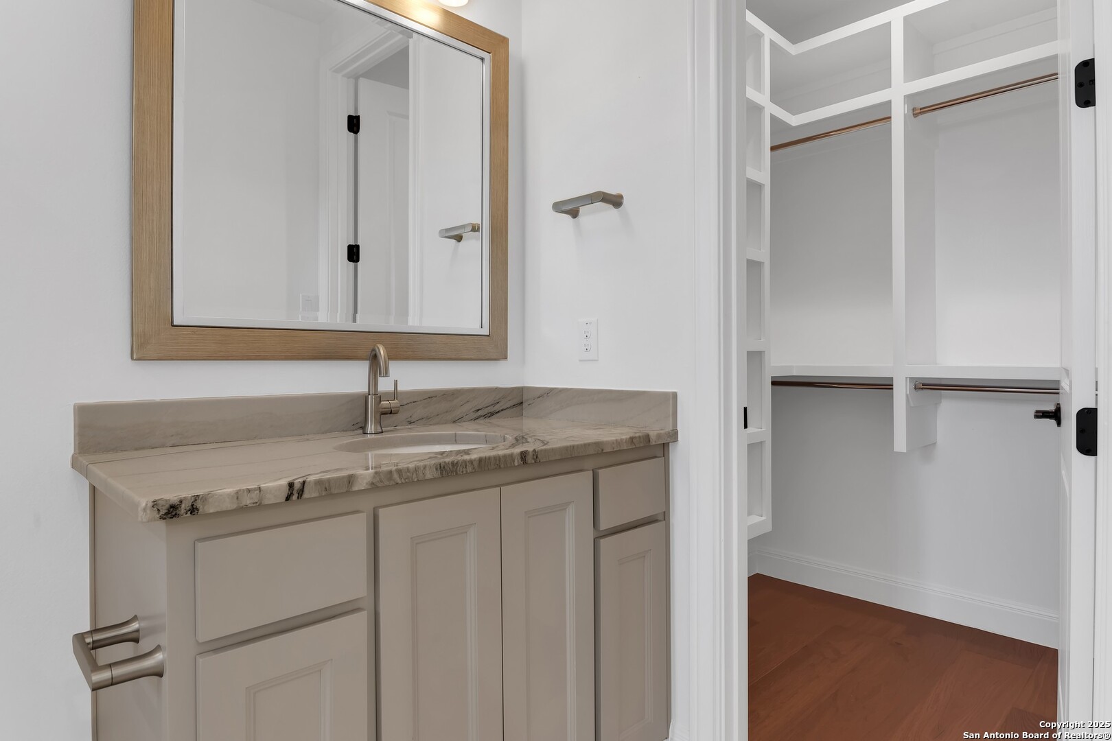 11216 Ensor Street Boerne TX 78006