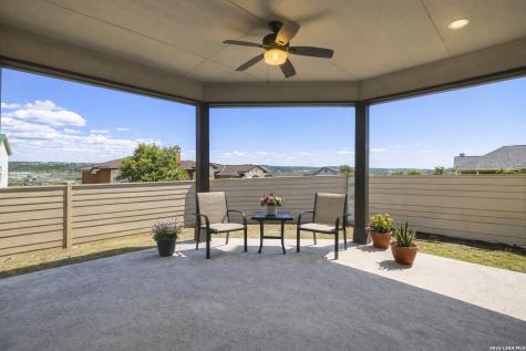 1073 Roanoke Kerrville TX 78028