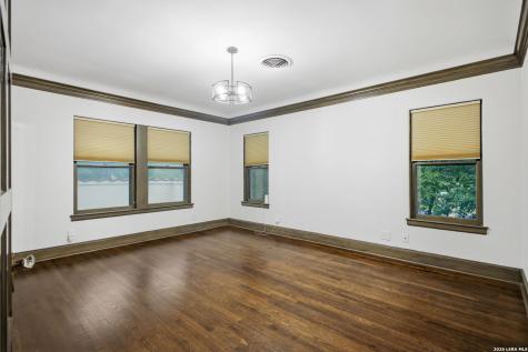 103 Park Hill San Antonio TX 78212