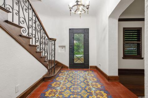 103 Park Hill San Antonio TX 78212