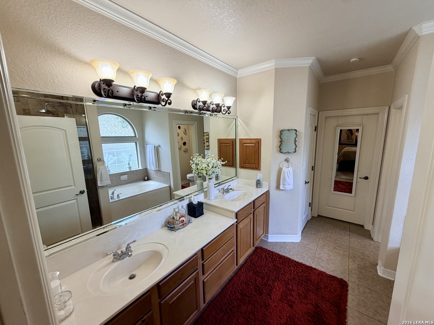 1306 Wooded Knoll San Antonio TX 78258