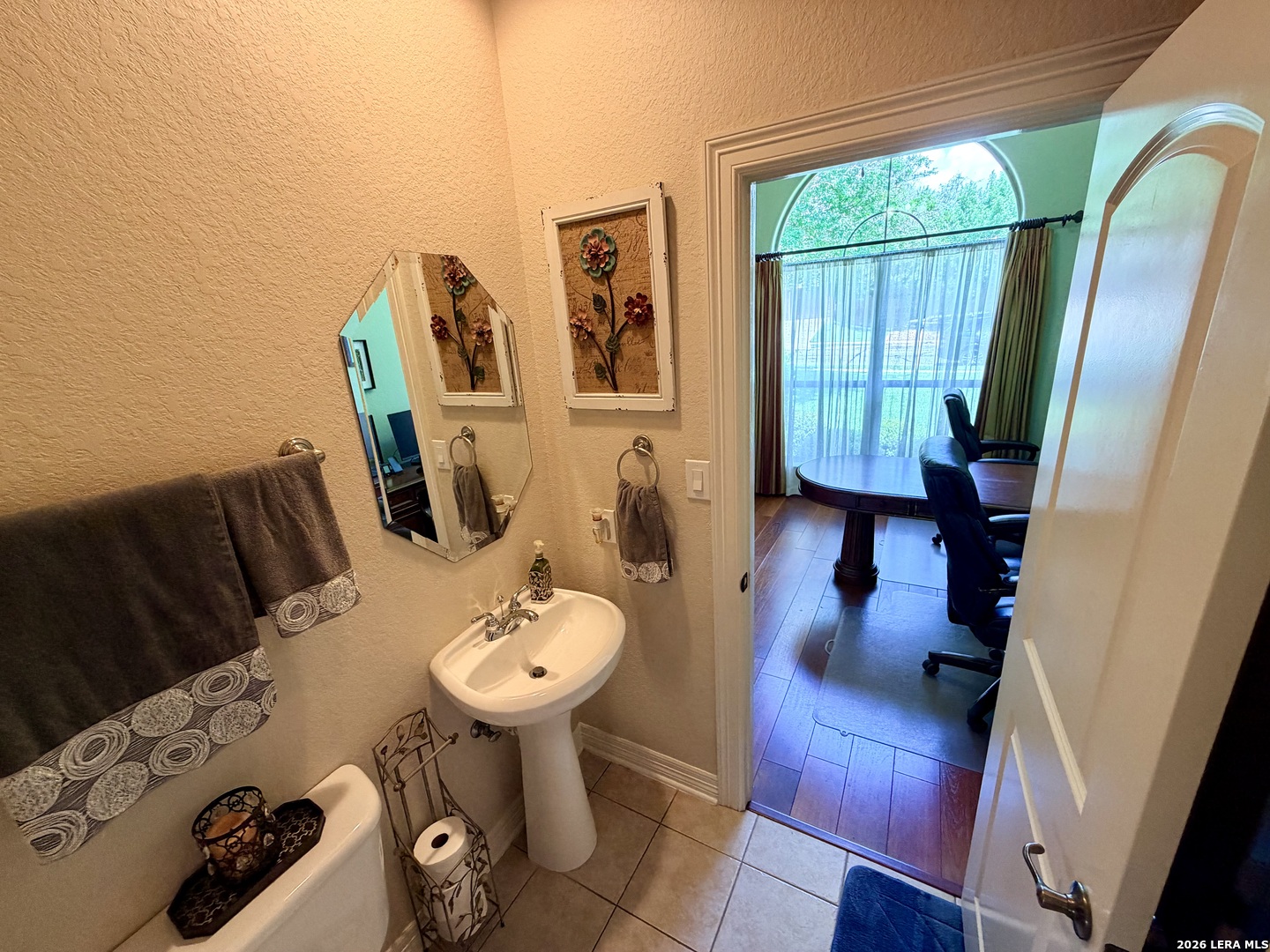 1306 Wooded Knoll San Antonio TX 78258