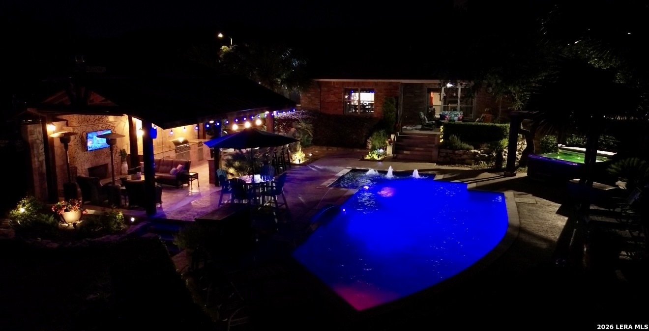 1306 Wooded Knoll San Antonio TX 78258