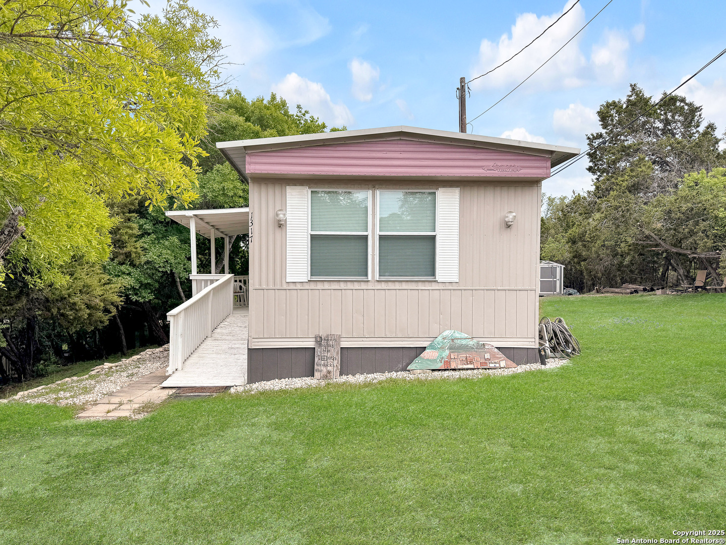 1317 Hidden Fawn Canyon Lake TX 78133