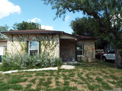 911 W Wildwood Drive San Antonio TX 78201