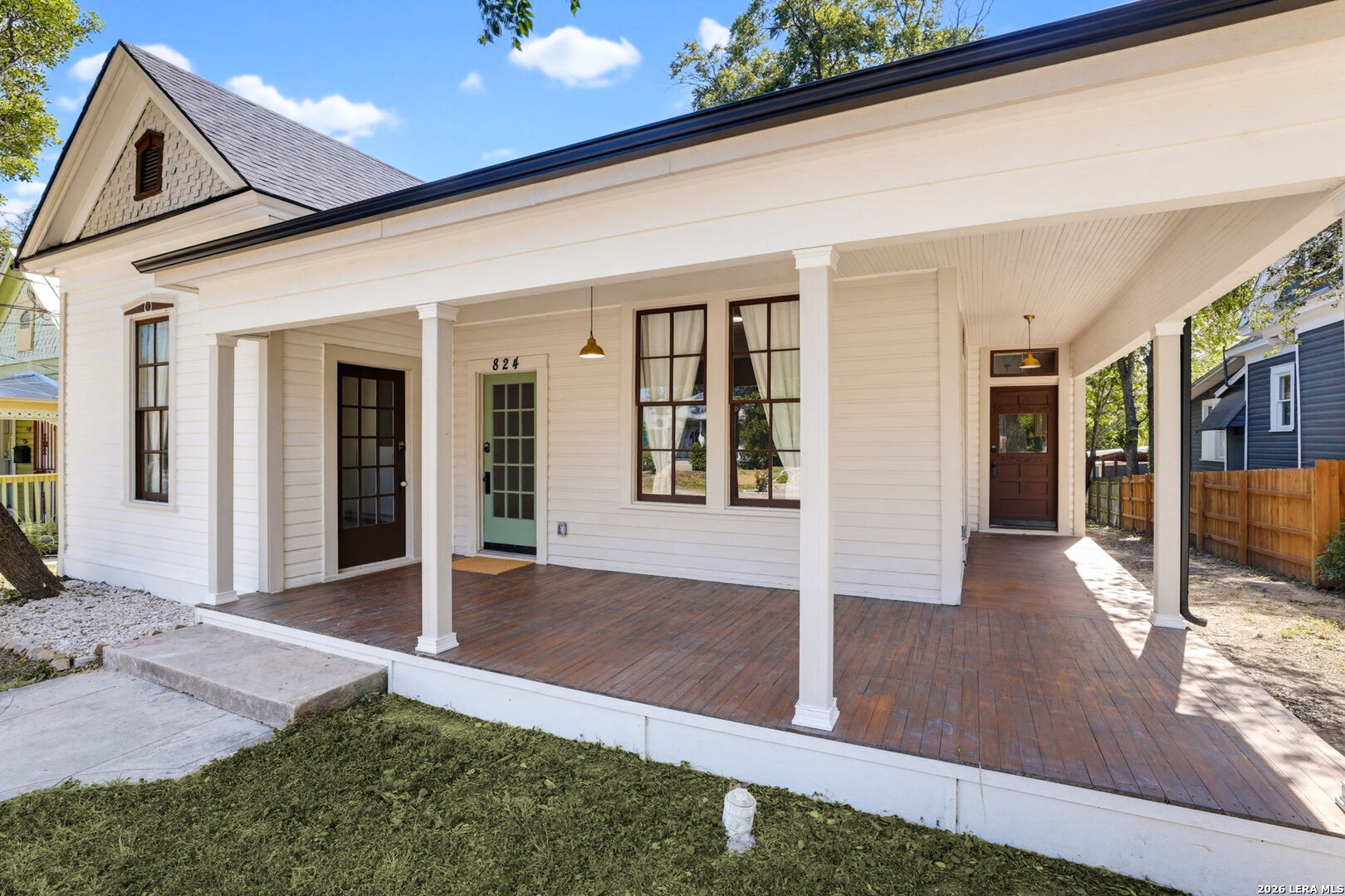 824 N Pine Street San Antonio TX 78202