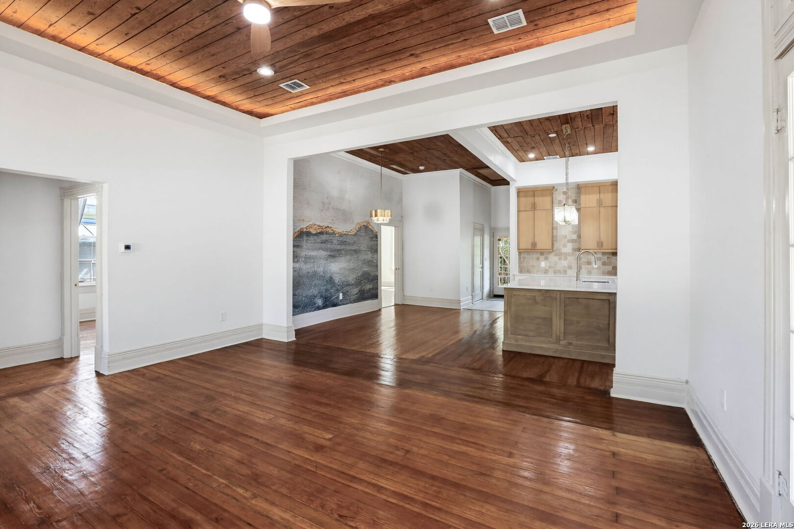 824 N Pine Street San Antonio TX 78202