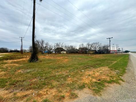Tbd 4th Street - 4 Lots Moore TX 78057