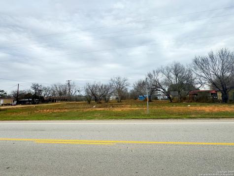 Tbd 4th Street - 4 Lots Moore TX 78057