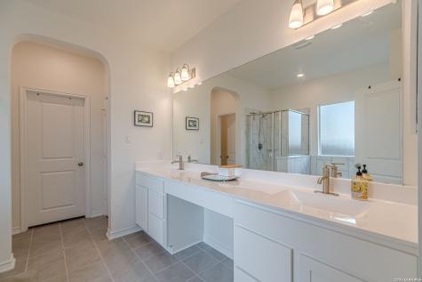 318 Deer Crest Drive New Braunfels TX 78130