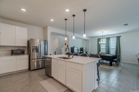 318 Deer Crest Drive New Braunfels TX 78130