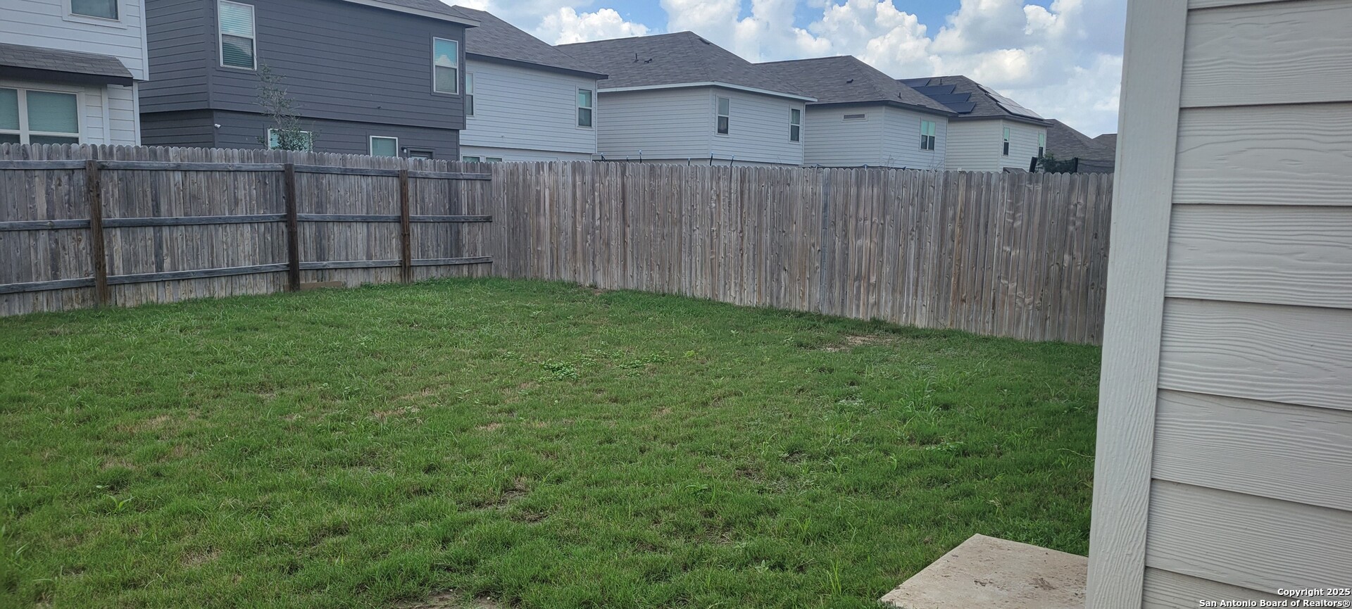 10573 Green Lake San Antonio TX 78223