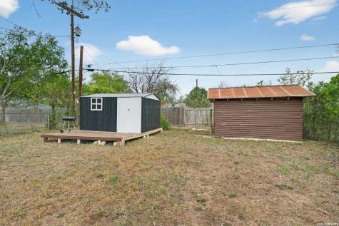 303 Winburn Avenue Schertz TX 78154