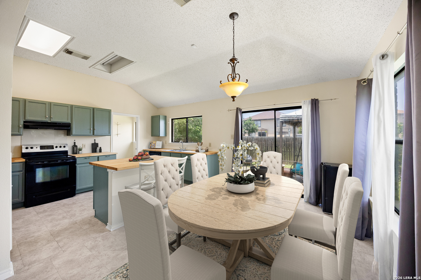 1073 Stone Trail New Braunfels TX 78130