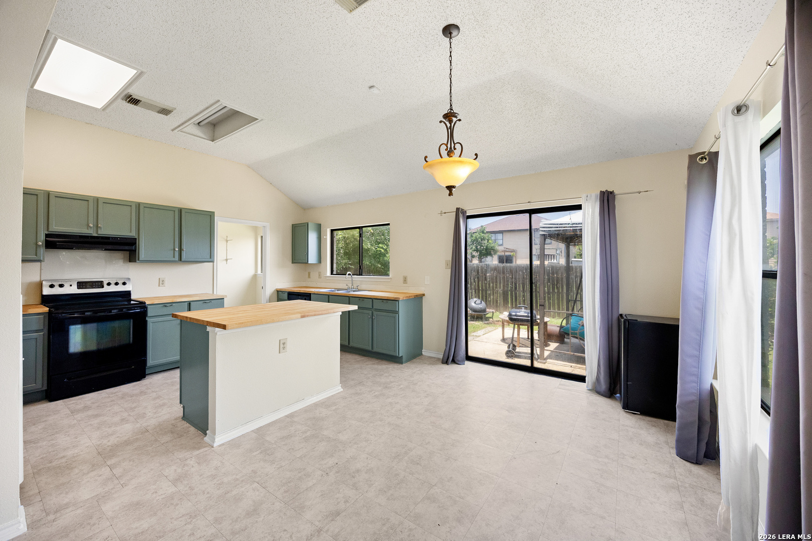 1073 Stone Trail New Braunfels TX 78130