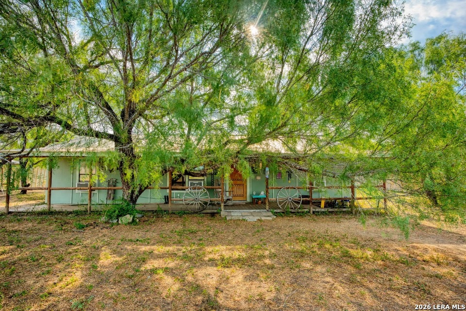 6820 Coughran Road Pleasanton TX 78064