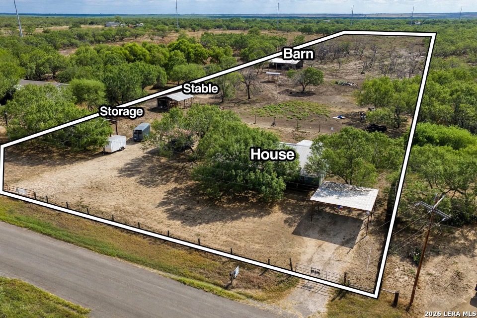 6820 Coughran Road Pleasanton TX 78064
