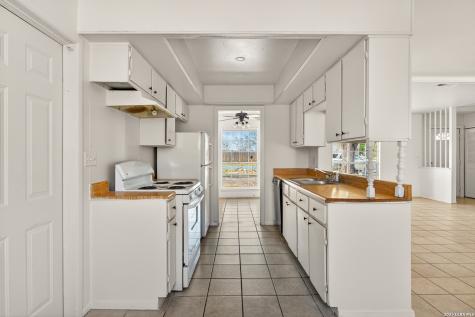 5958 Midcrown San Antonio TX 78218