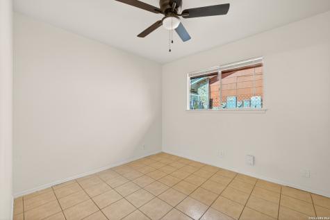 5958 Midcrown San Antonio TX 78218