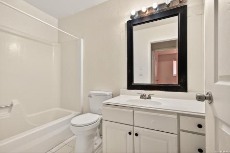 5958 Midcrown San Antonio TX 78218