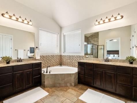 27211 Smokey Chase Boerne TX 78015