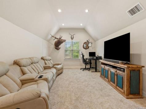 27211 Smokey Chase Boerne TX 78015