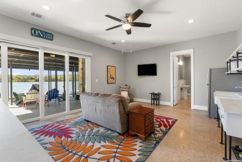 926 Scenic Kingsland TX 78639