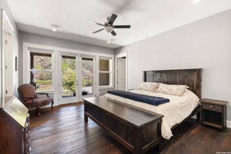 926 Scenic Kingsland TX 78639