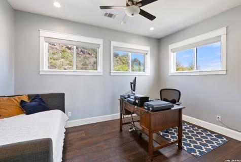 926 Scenic Kingsland TX 78639
