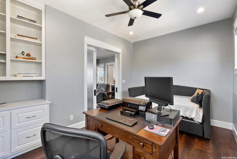 926 Scenic Kingsland TX 78639