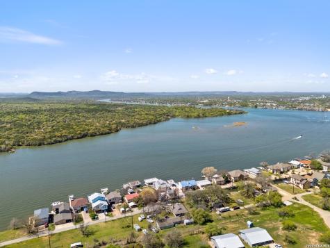 926 Scenic Kingsland TX 78639