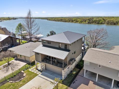 926 Scenic Kingsland TX 78639
