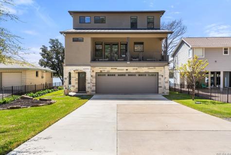 926 Scenic Kingsland TX 78639