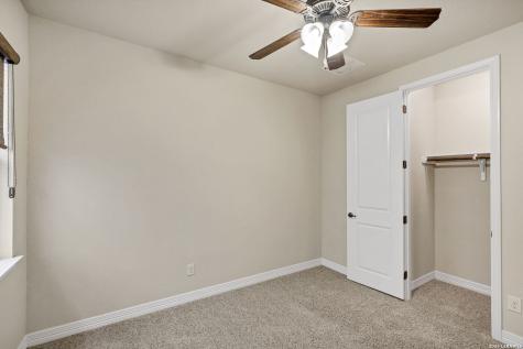 415 Tranquil Oak San Antonio TX 78260