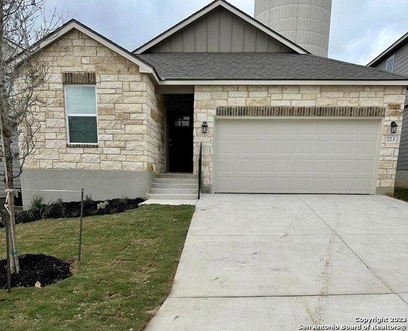 723 Fort Leonard San Antonio TX 78245